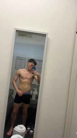 OnlyFans cuenta jsmithfree header 2