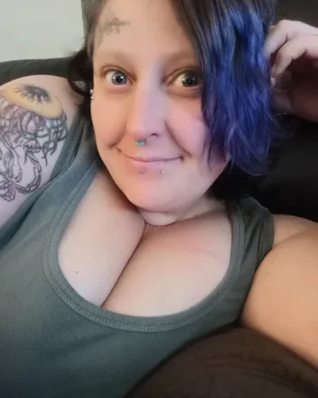 OnlyFans cuenta baconbeernboobs header 2