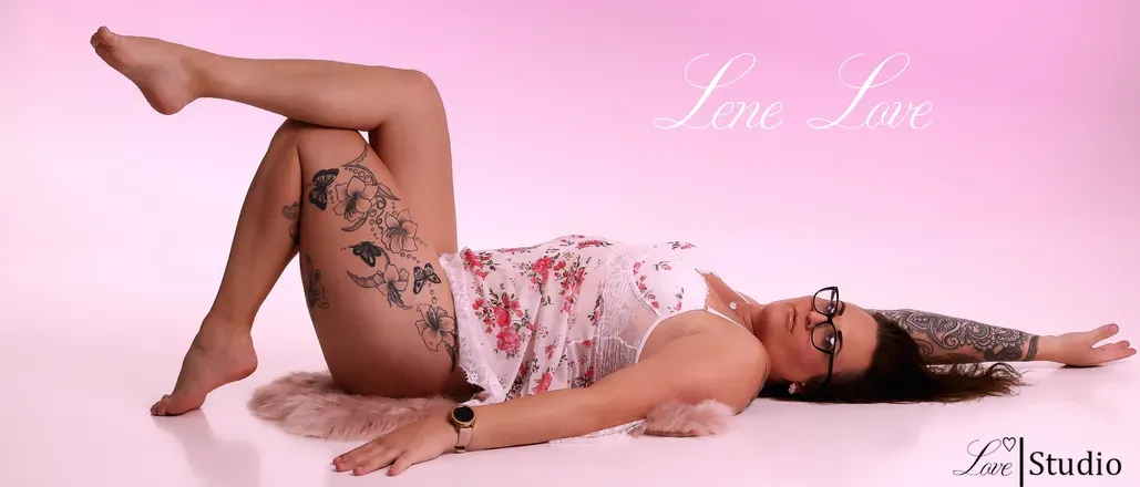OnlyFans cuenta tslenelove header 2