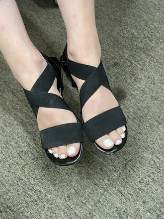 OnlyFans cuenta houseoffeet header 2