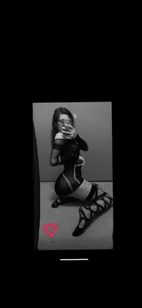 OnlyFans cuenta violethoee header 2