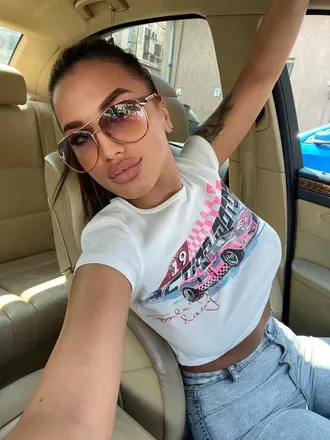 OnlyFans account  damn_babygirlllfree avatar 1