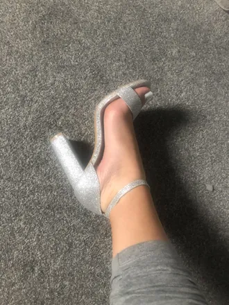 OnlyFans account  cherry019201 header 2