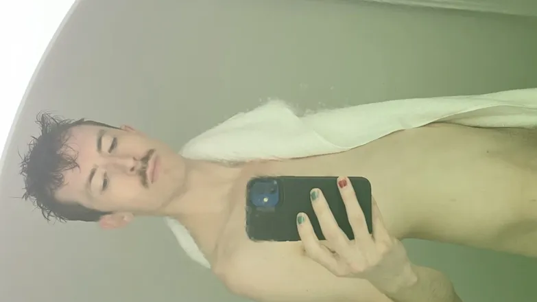 OnlyFans cuenta skinnycollegetwink header 2