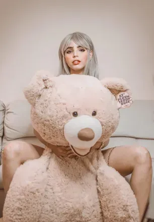OnlyFans cuenta odettmart header 2