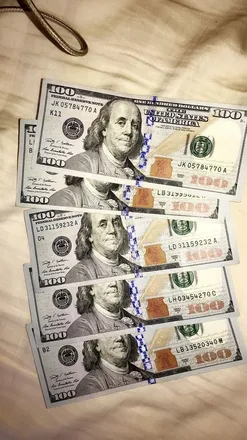 OnlyFans cuenta ezmoney30 header 2