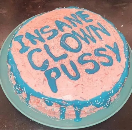 OnlyFans cuenta cl0wnpussy header 2