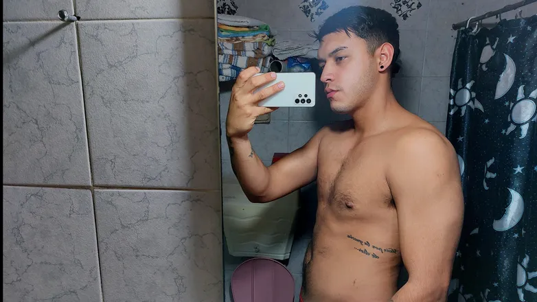 OnlyFans cuenta papino77 header 2