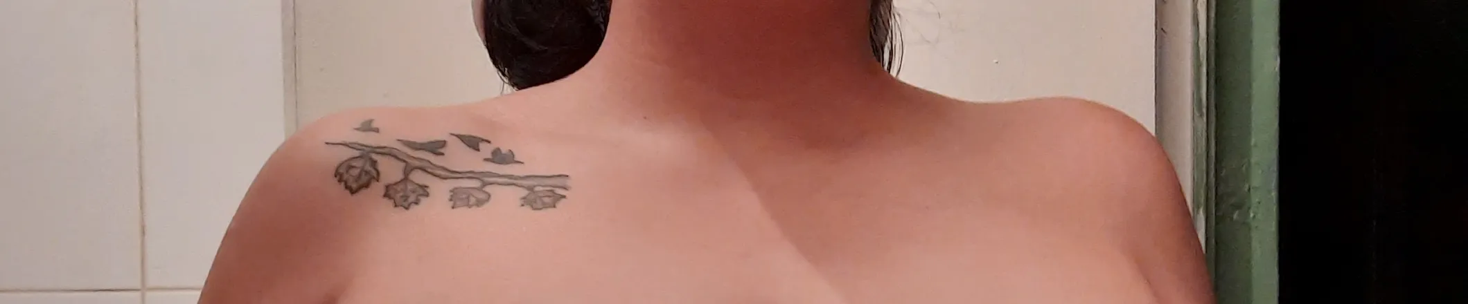 OnlyFans cuenta lafraahaan header 2