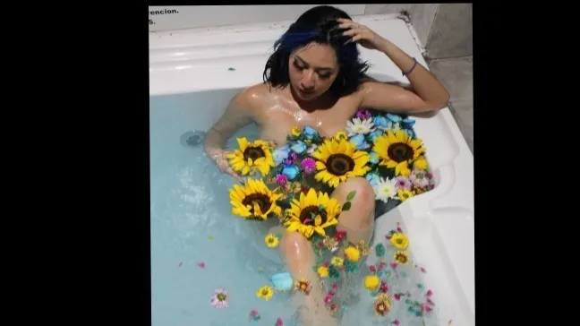 OnlyFans cuenta camill_azul header 2