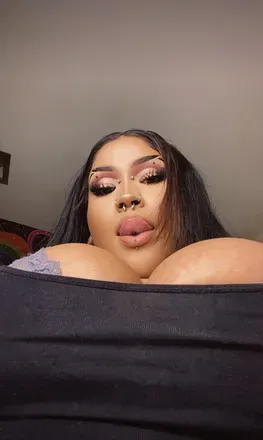 OnlyFans cuenta lunatrixx_x avatar 1
