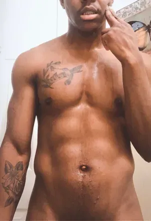 OnlyFans cuenta tittyboijr avatar 1