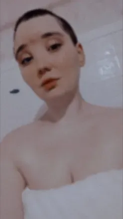 OnlyFans cuenta brattybabygirl420 avatar 1