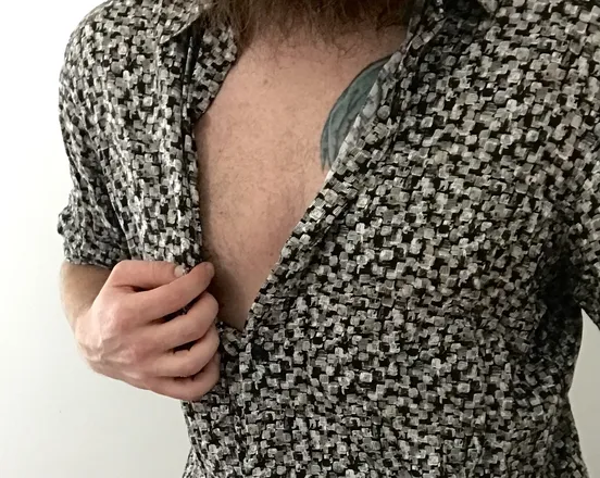 OnlyFans cuenta sea_ear_460 header 2