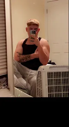 OnlyFans cuenta uncutie avatar 1