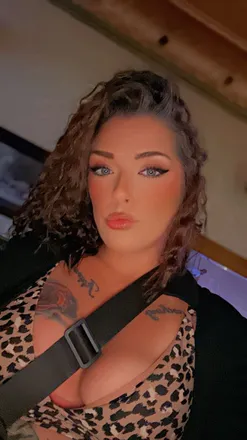 OnlyFans cuenta foxyldy previous_avatars_1 3