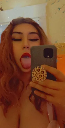 OnlyFans cuenta zombii header 2