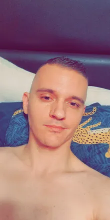 OnlyFans cuenta twinkboy1990 header 2
