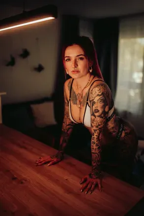 OnlyFans cuenta red_n_inked avatar 1