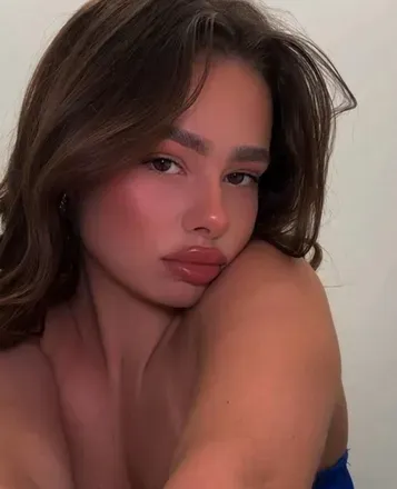OnlyFans cuenta emberrae333 avatar 1