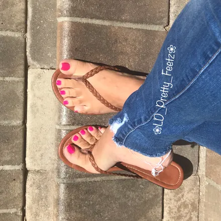 OnlyFans cuenta ld_pretty_feetz header 2