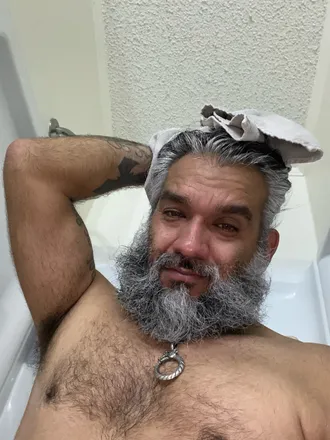 OnlyFans cuenta bigdaddydoesit header 2