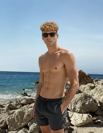 OnlyFans cuenta mrmollov avatar 1