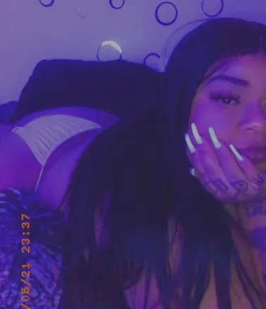 OnlyFans cuenta freakierthenyabitch header 2