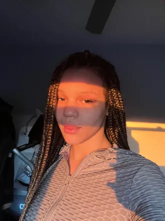 OnlyFans cuenta sarahj231 header 2