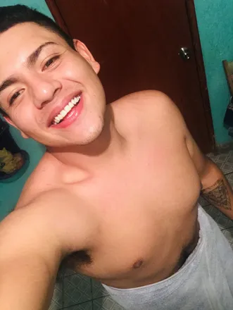 OnlyFans cuenta robledo033 header 2