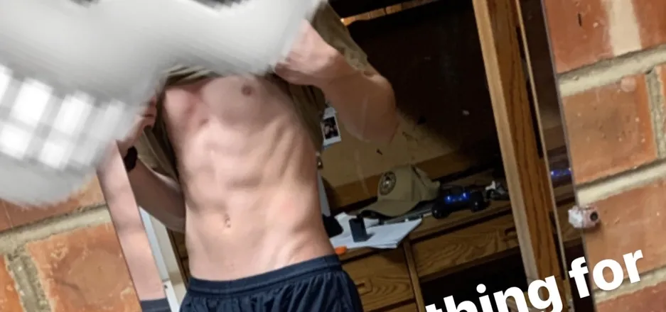 OnlyFans cuenta soyboy00 header 2