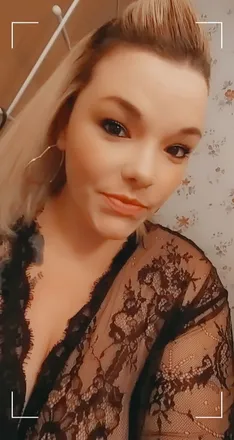 OnlyFans cuenta beautifullynn header 2