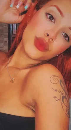 OnlyFans cuenta fox_lady90 header 2