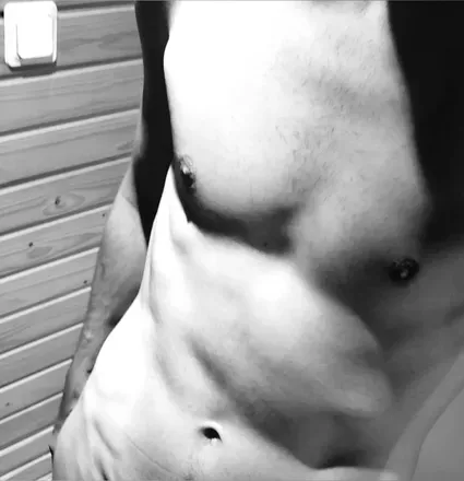 OnlyFans account  axexx avatar 1