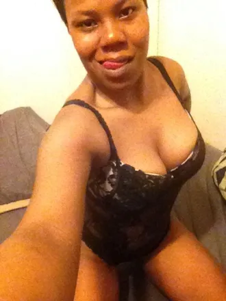 OnlyFans cuenta stellarkisha header 2