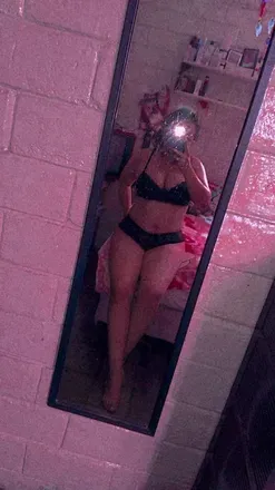 OnlyFans cuenta reyna_2023 avatar 1