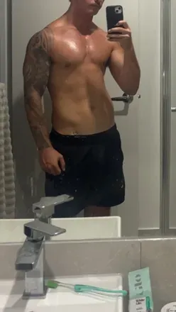 OnlyFans cuenta matthewk99 avatar 1