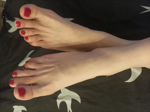OnlyFans cuenta nikasexyfeet header 2