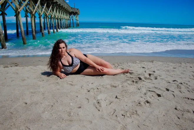 OnlyFans cuenta chaoticqueen27 header 2