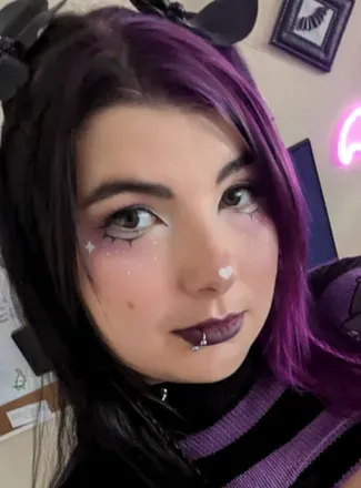 OnlyFans account  violet613 avatar 1