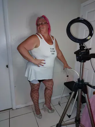 OnlyFans cuenta michellegarcia17 avatar 1