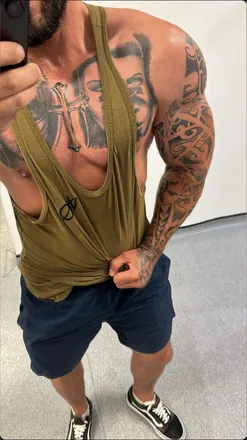 OnlyFans cuenta u108233604 header 2