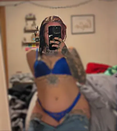OnlyFans cuenta tattedgothgirll avatar 1