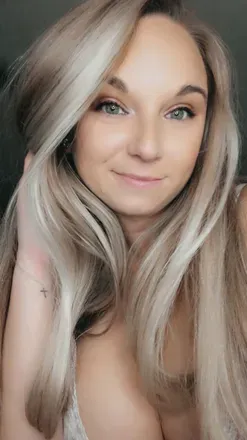 OnlyFans cuenta vanessapierce avatar 1