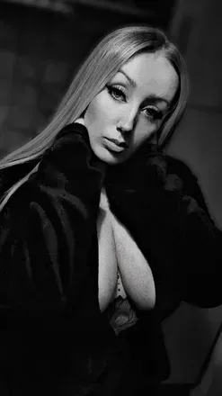 OnlyFans account  balaclava_woman avatar 1