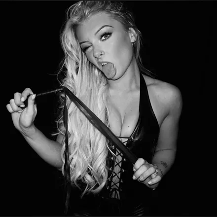 OnlyFans account  gigimaeuk header 2