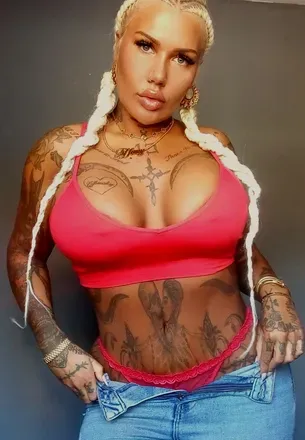 OnlyFans cuenta tiffanyleerae header 2