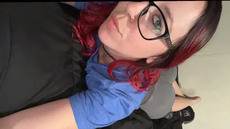 OnlyFans cuenta foreversassy01 header 2
