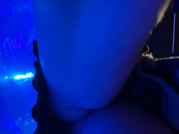OnlyFans cuenta cleovixen18 header 2
