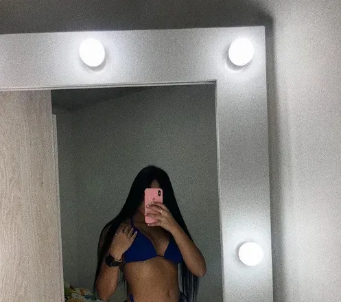 OnlyFans cuenta juli_025 avatar 1